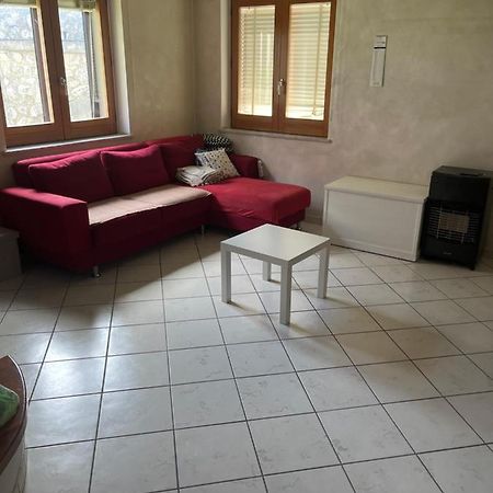 דירות Castelgrande La Casa Sul Ponte מראה חיצוני תמונה